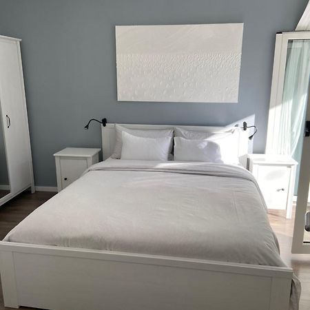 Apartment Margita Ровин Екстериор снимка