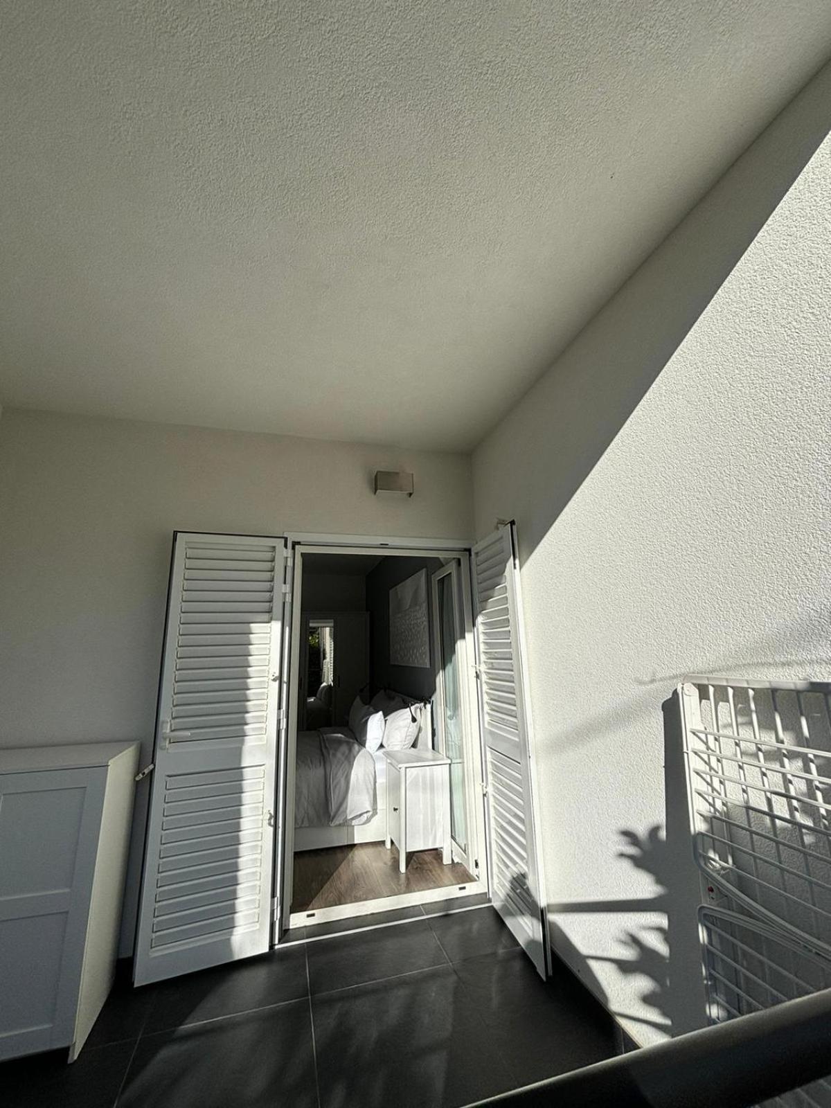 Apartment Margita Ровин Екстериор снимка