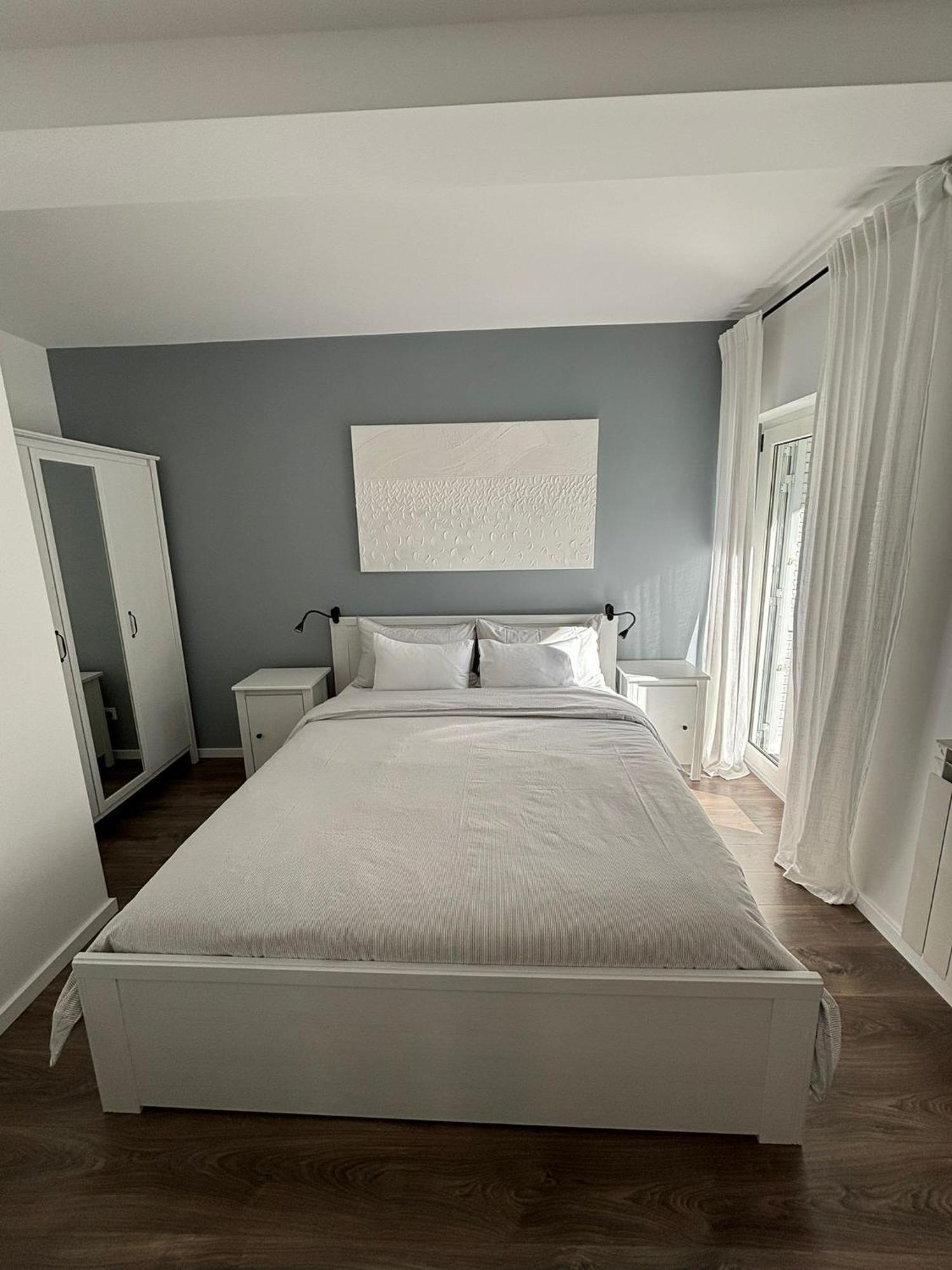 Apartment Margita Ровин Екстериор снимка